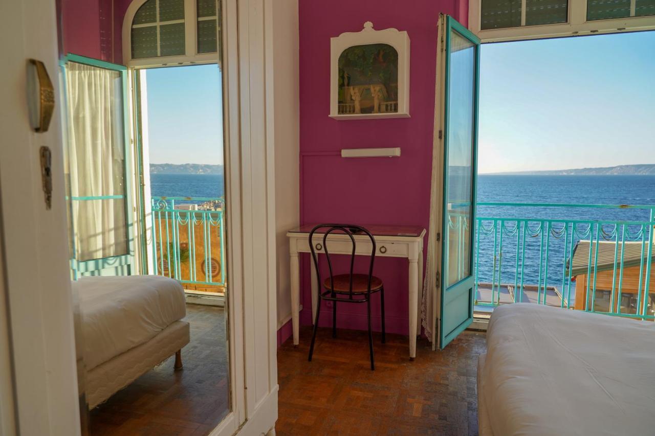 Hotel Peron Marseille Bagian luar foto