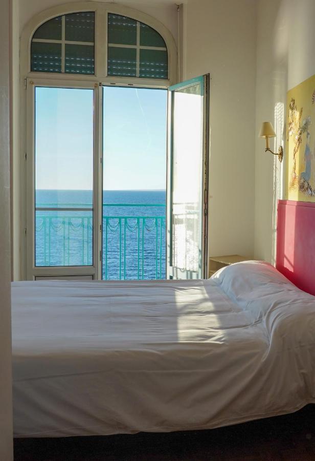 Hotel Peron Marseille Bagian luar foto