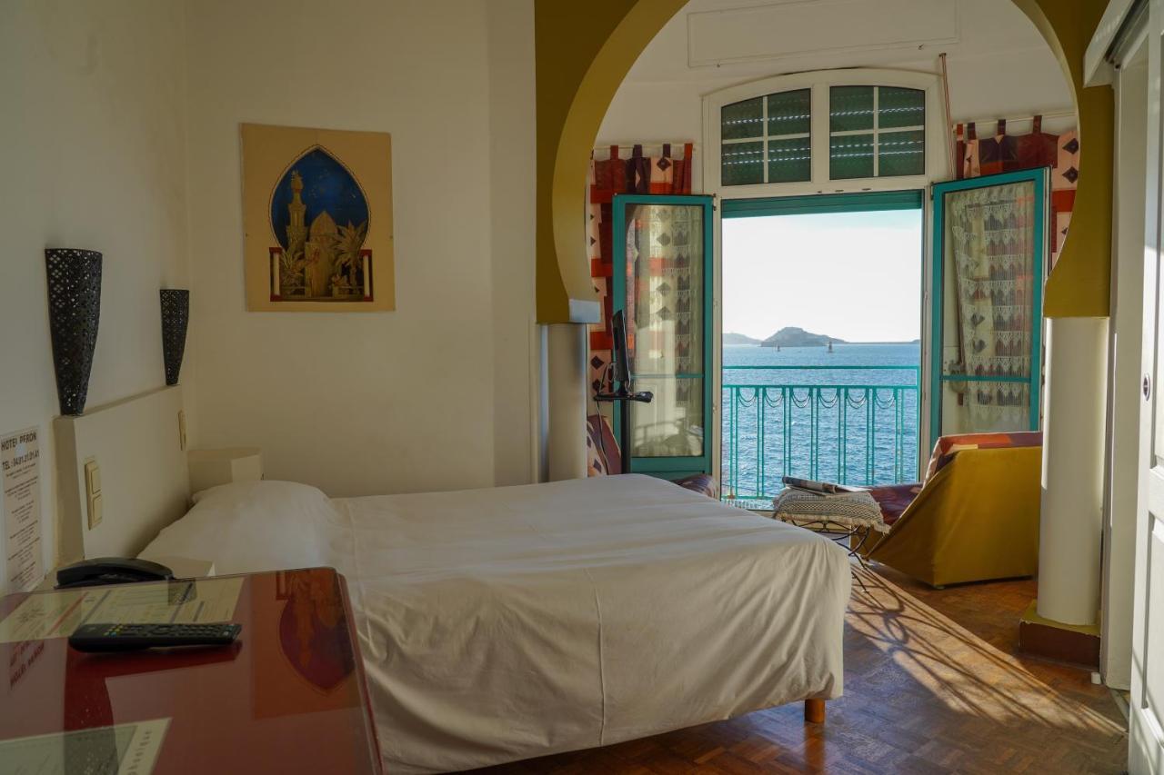 Hotel Peron Marseille Bagian luar foto
