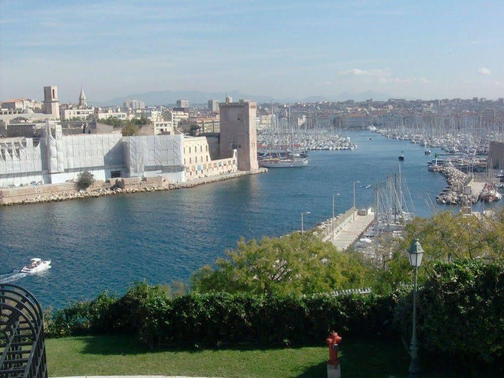 Hotel Peron Marseille Bagian luar foto